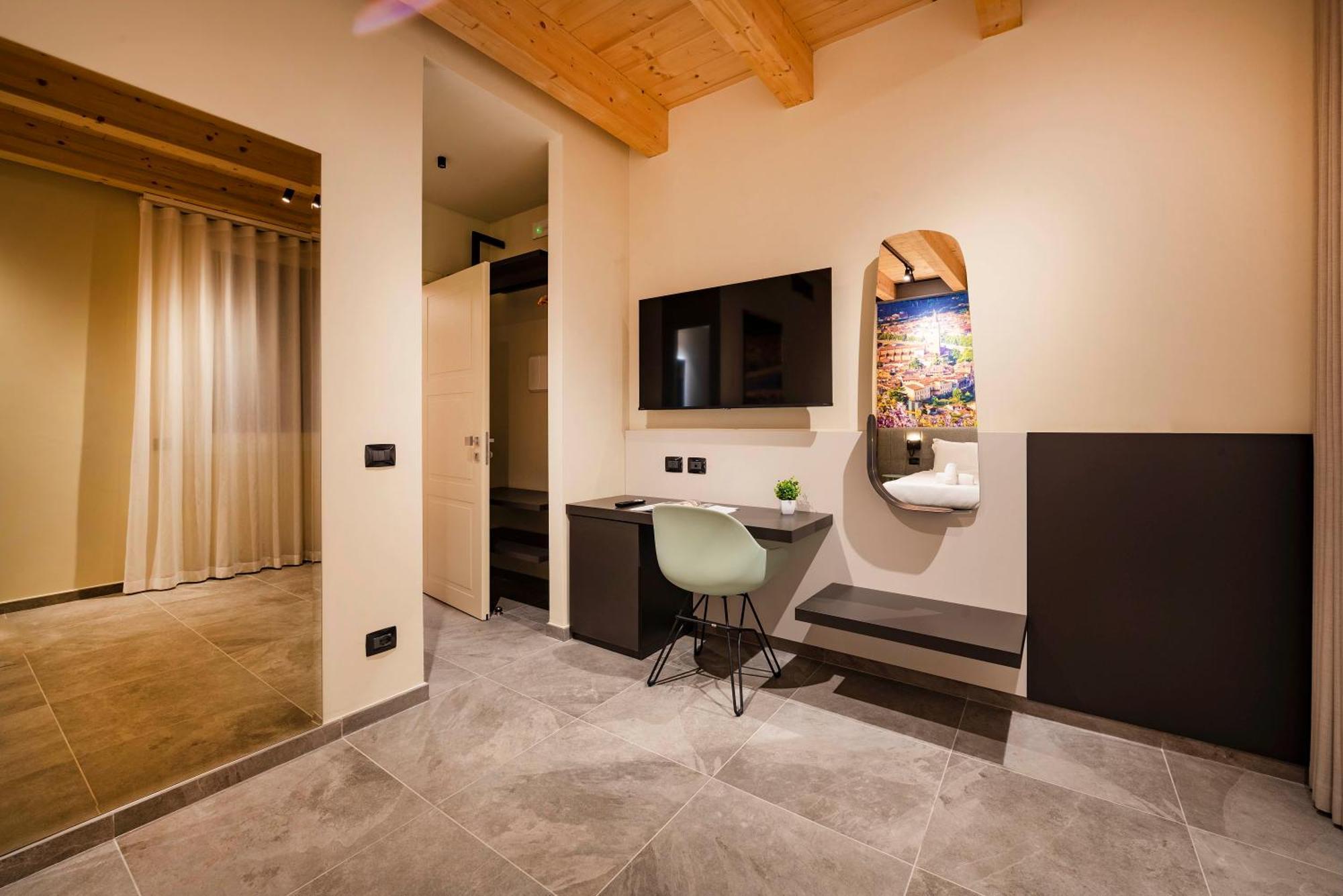 Italianflat - Verona'S River, Free Parking For Car & Bike, Nature, Relax Eksteriør billede