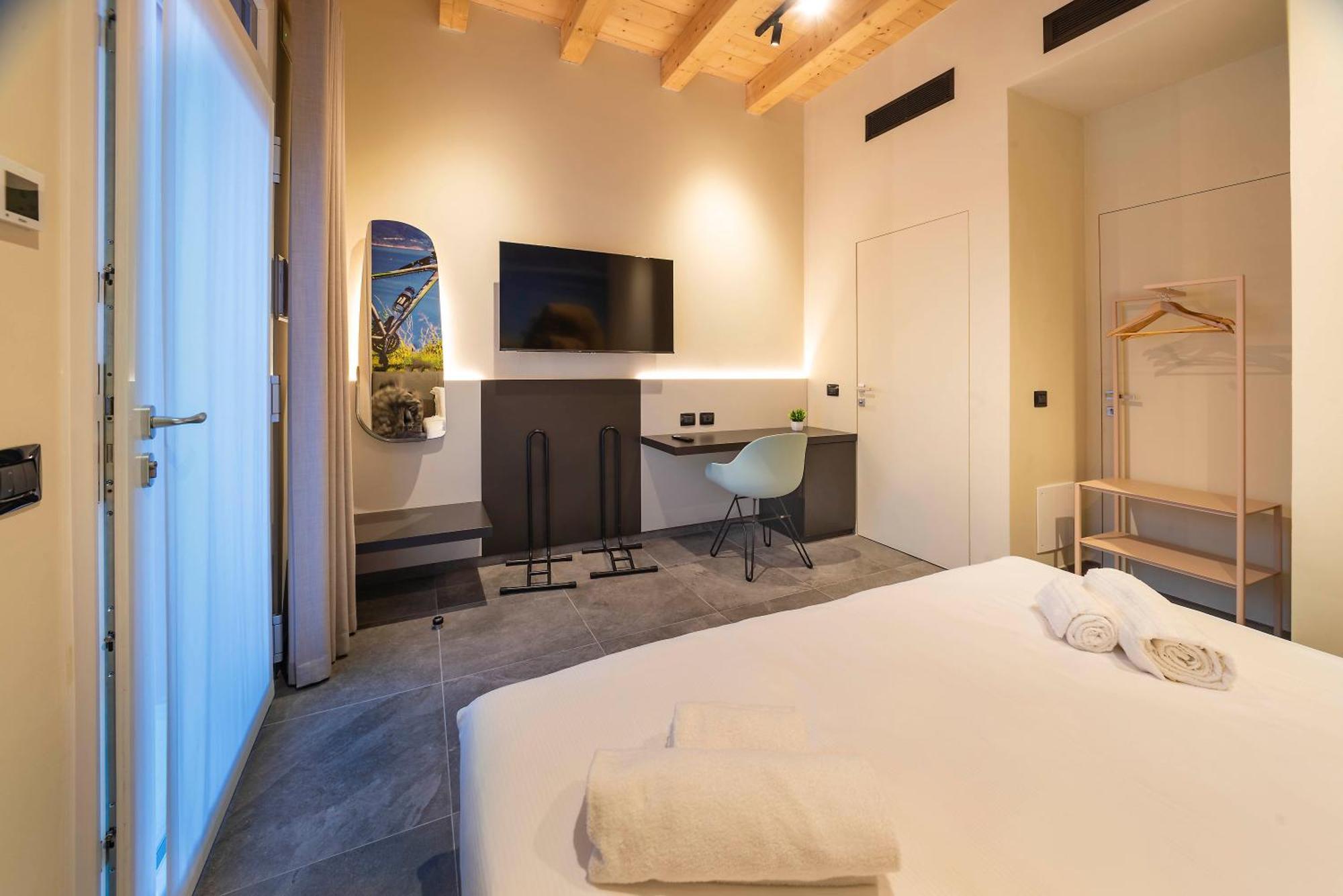 Italianflat - Verona'S River, Free Parking For Car & Bike, Nature, Relax Eksteriør billede