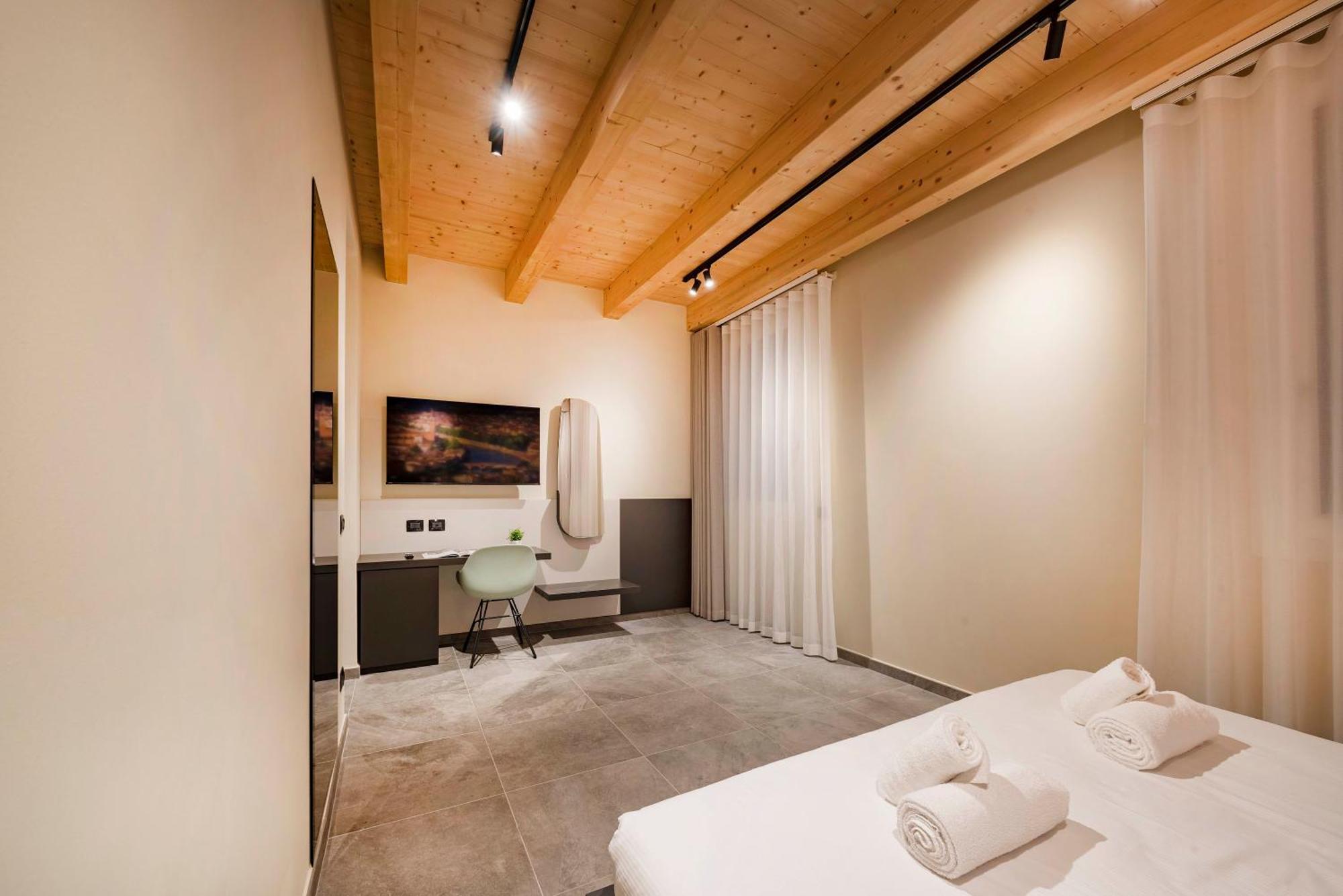 Italianflat - Verona'S River, Free Parking For Car & Bike, Nature, Relax Eksteriør billede
