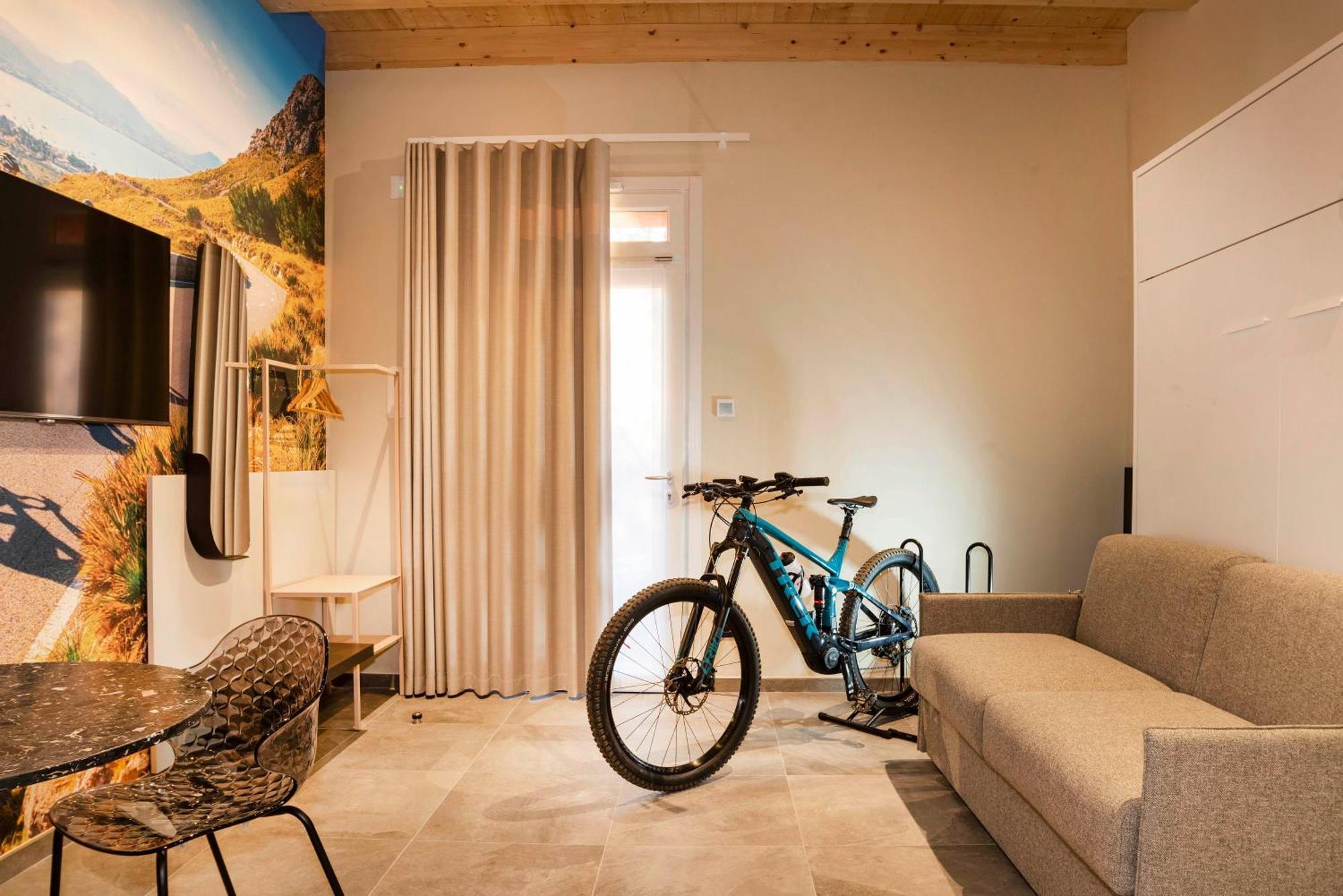 Italianflat - Verona'S River, Free Parking For Car & Bike, Nature, Relax Eksteriør billede