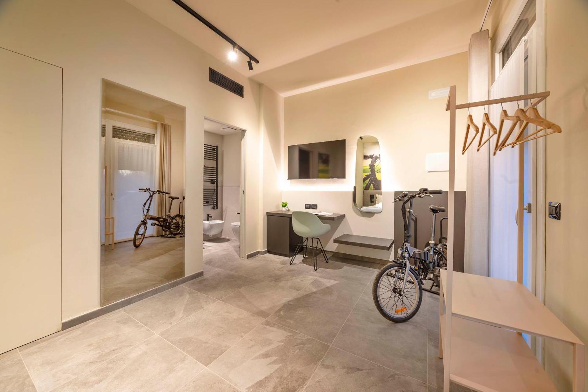 Italianflat - Verona'S River, Free Parking For Car & Bike, Nature, Relax Eksteriør billede
