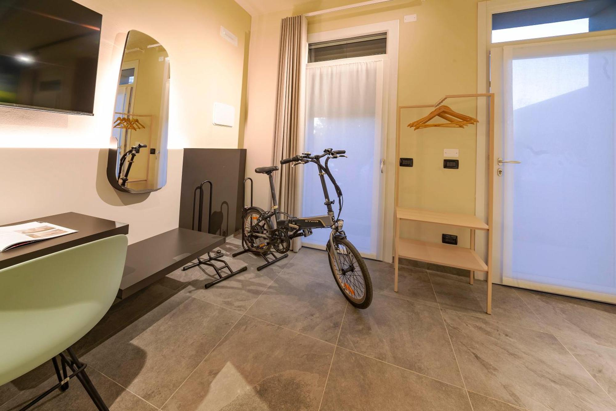 Italianflat - Verona'S River, Free Parking For Car & Bike, Nature, Relax Eksteriør billede
